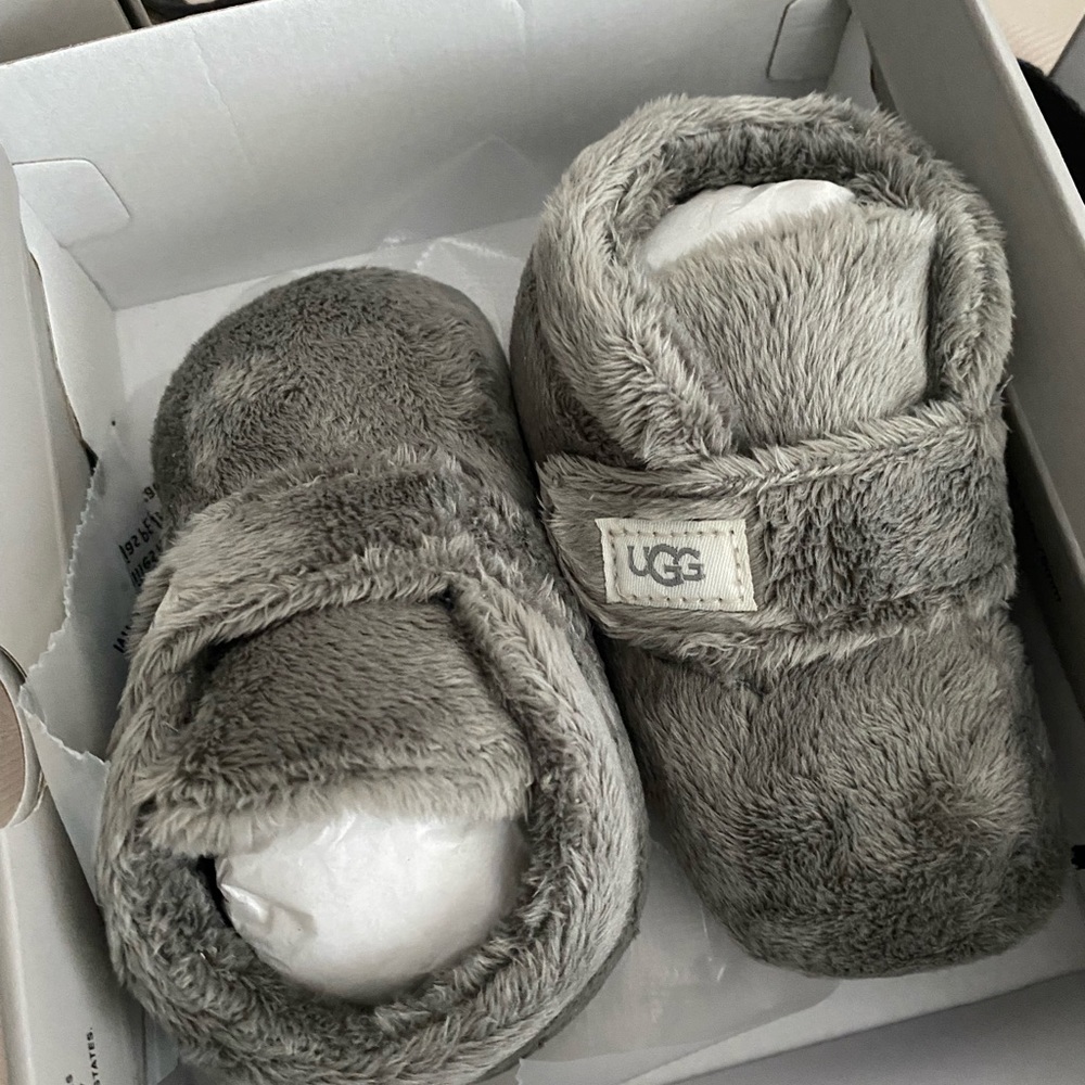 Baby UGG
